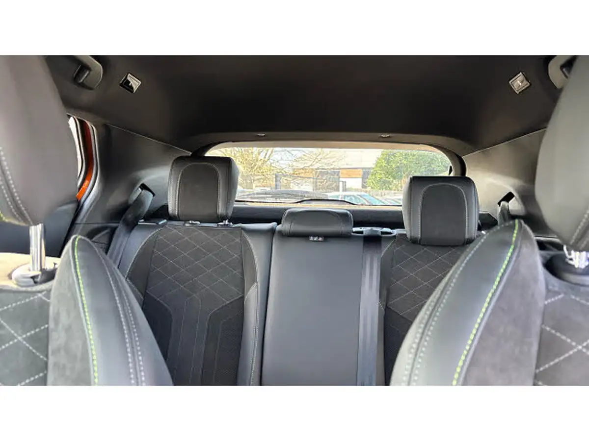 2022-peugeot-2008-suv-e-gt-premium-big-14