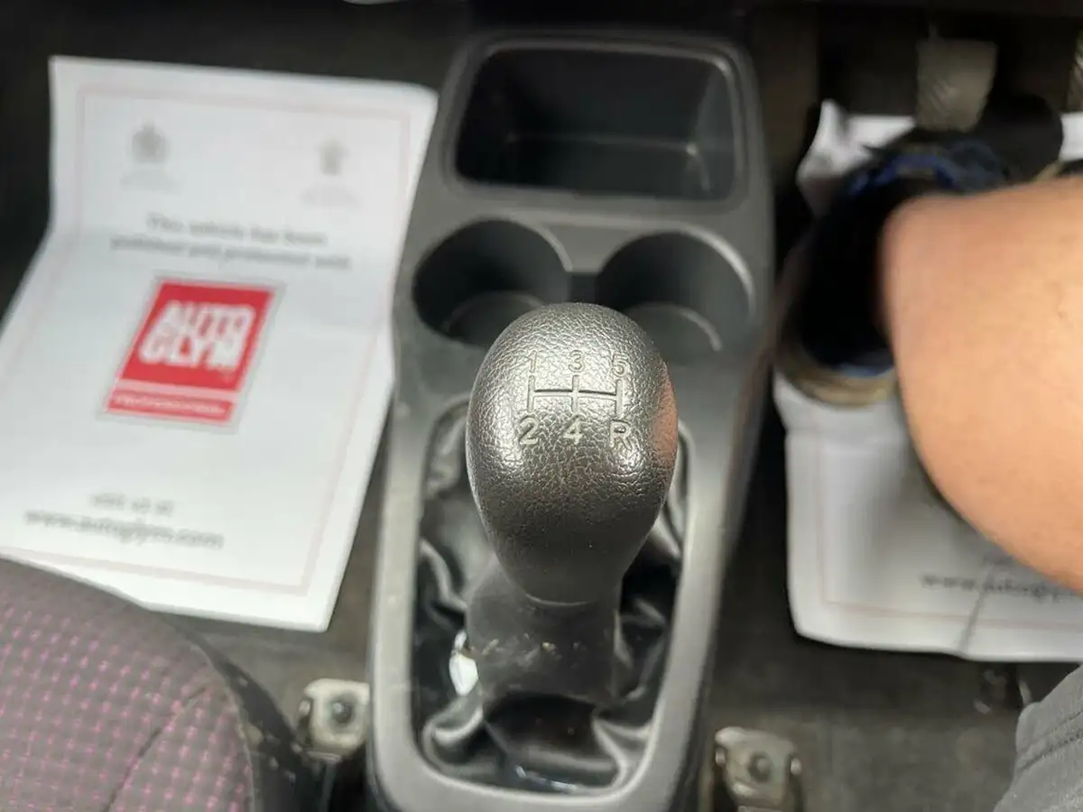 2015-mitsubishi-mirage-12-2-big-10