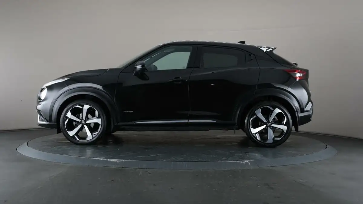 2022-nissan-juke-16-hybrid-tekna-big-30