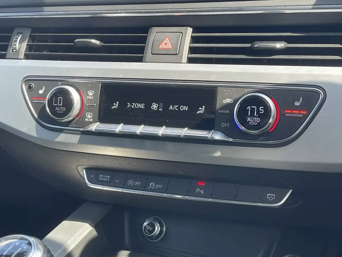 2017-audi-a4-avant-14-tfsi-s-line-big-24