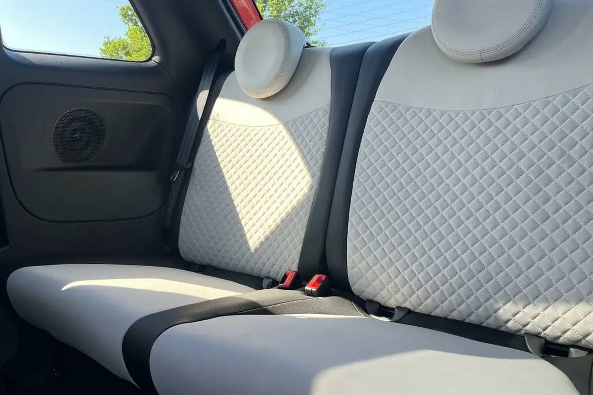 2022-fiat-500-10-dolcevita-big-10