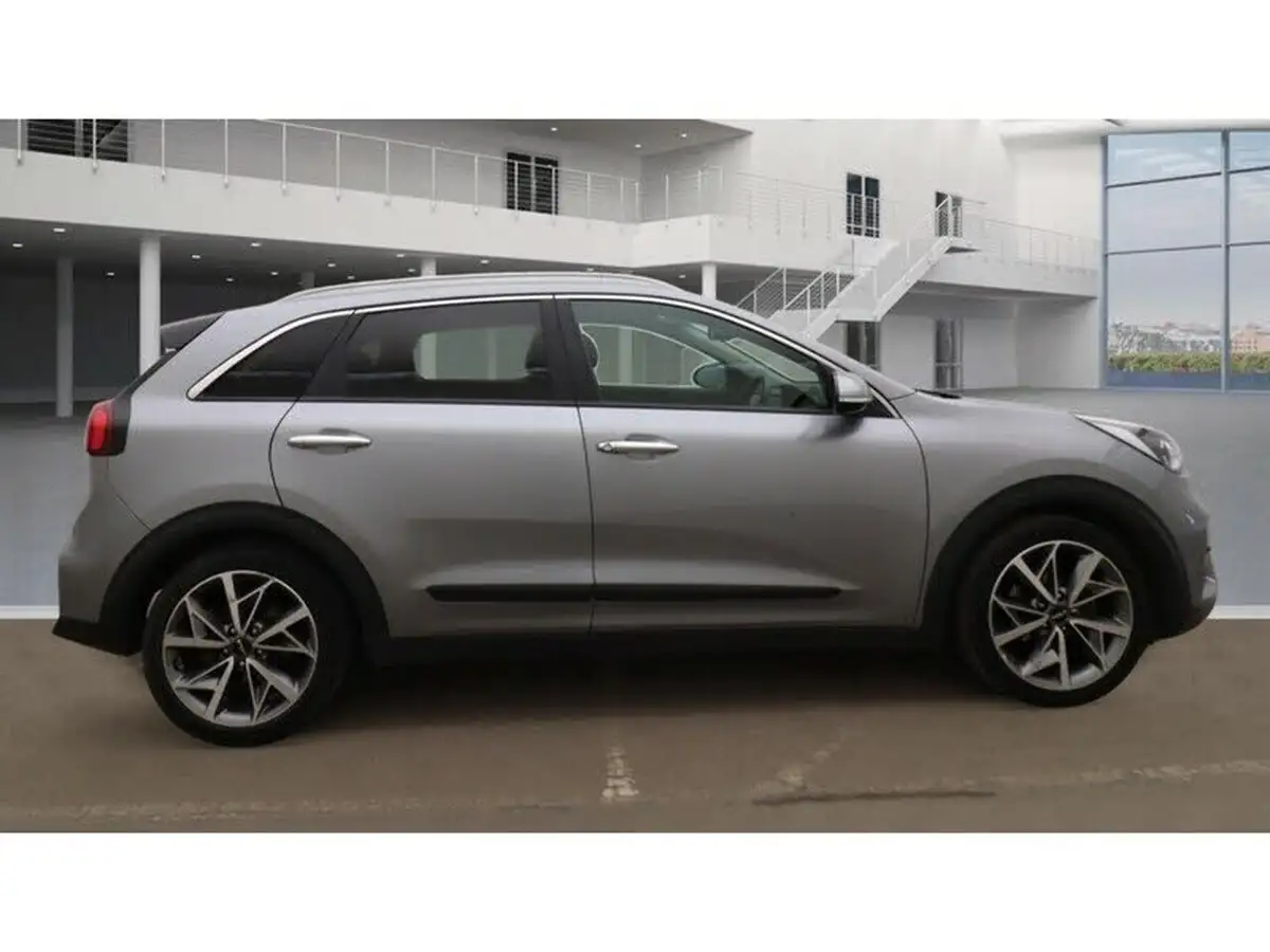 2022-kia-niro-16-gdi-3-156kwh-big-4