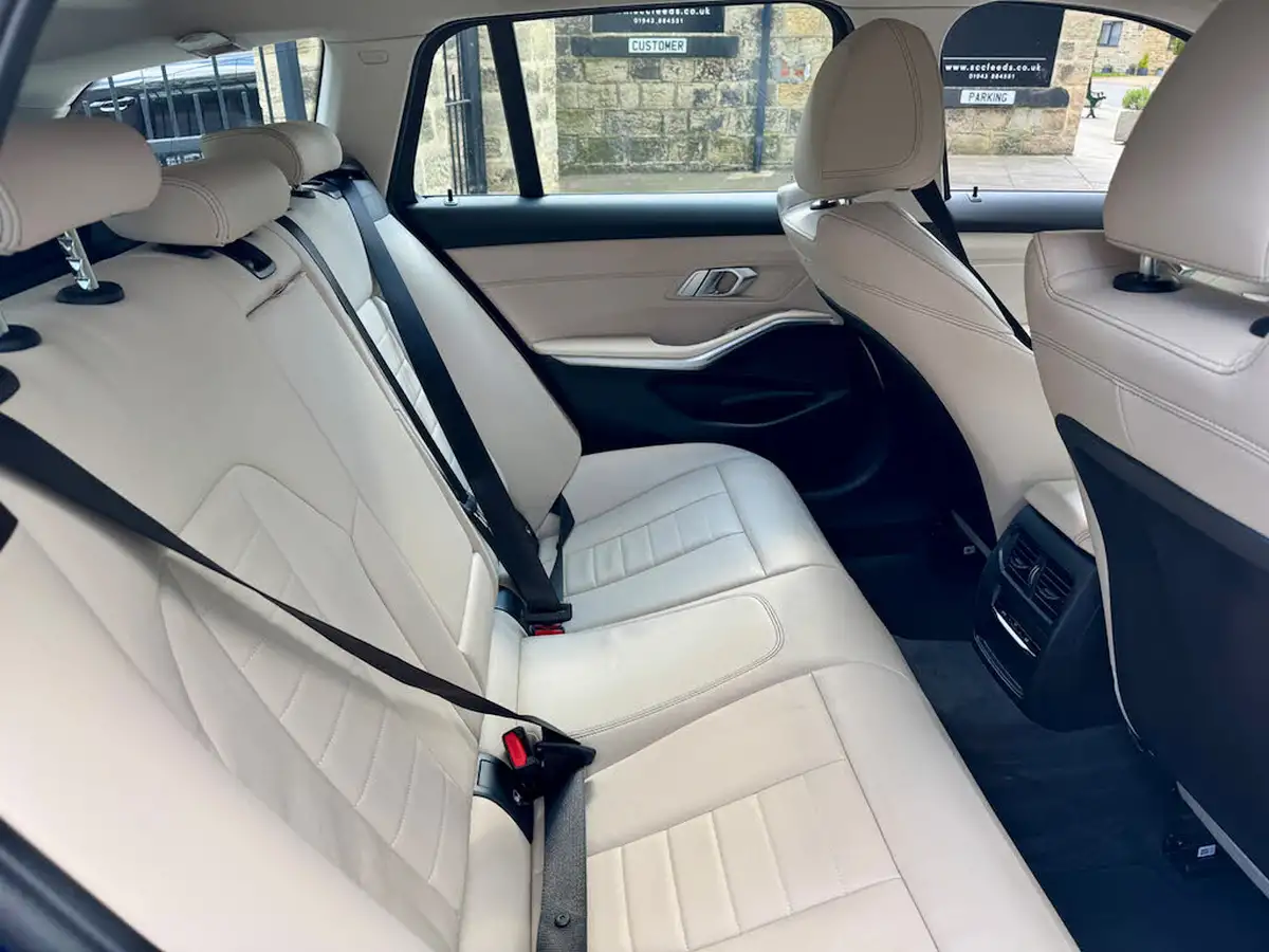 2021-bmw-3-series-20td-320d-sport-touring-5d-big-16