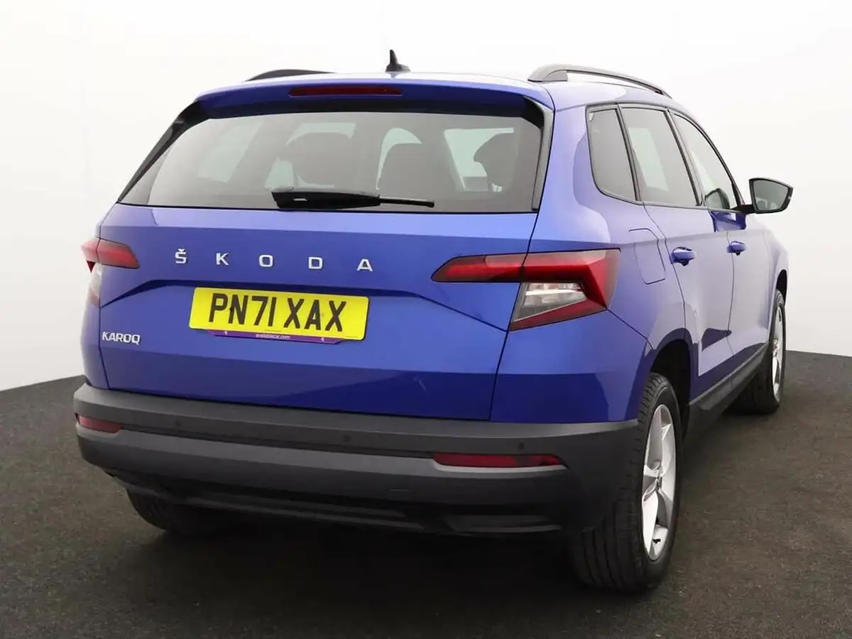 2022-skoda-karoq-10-tsi-se-big-4