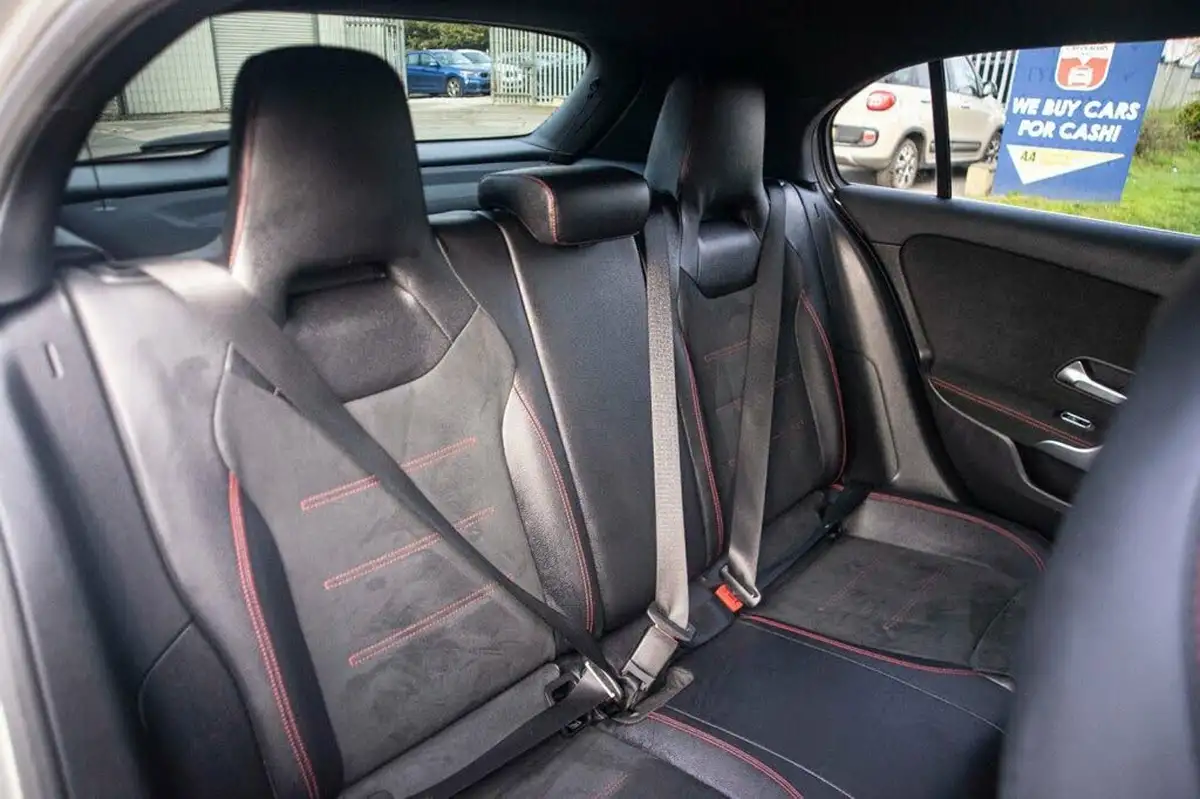 2020-mercedes-benz-a-class-13-a200-amg-line-hatchback-5d-big-30
