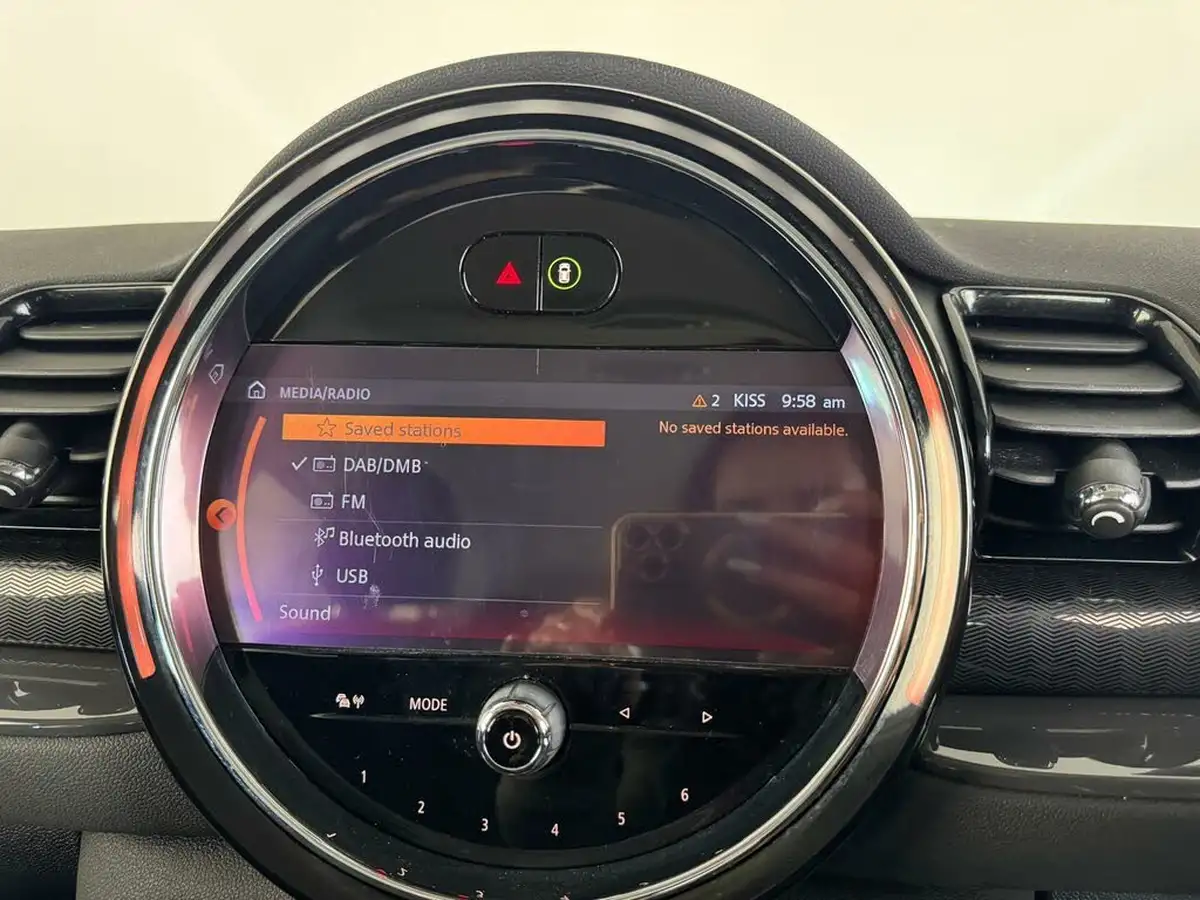 2021-mini-clubman-15-cooper-classic-big-47