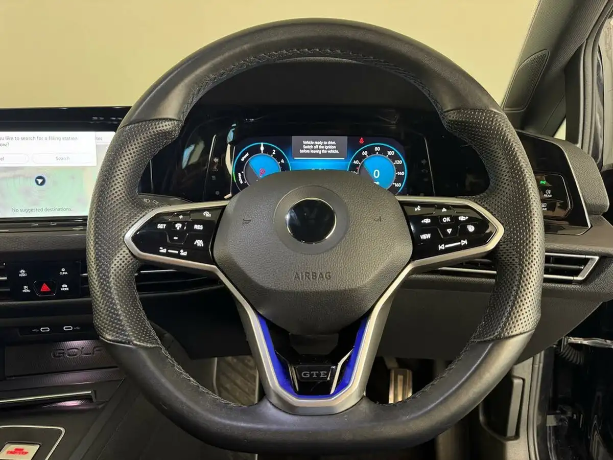 2021-volkswagen-golf-14-tsi-gte-big-19