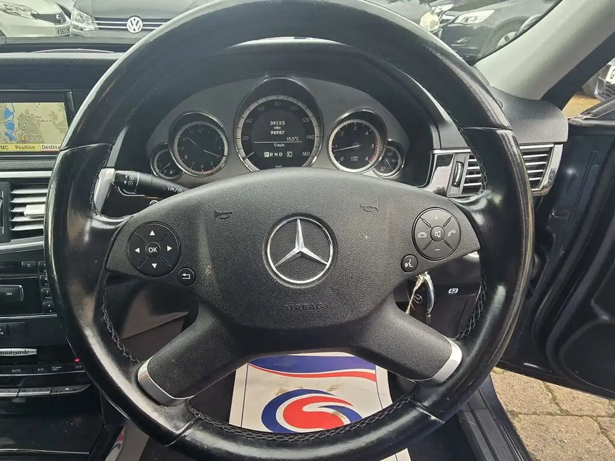 2010-mercedes-benz-e-class-21td-e200-cdi-avantgarde-auto-big-18