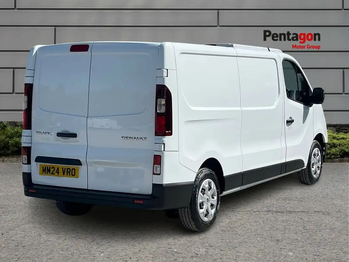 2024-renault-trafic-20dci-ll30-130-advance-panel-big-3