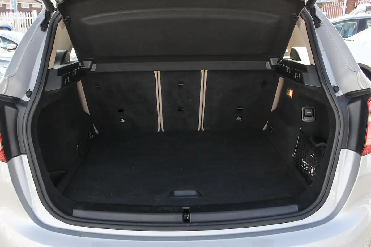 2015-bmw-2-series-15td-216d-luxury-active-big-9