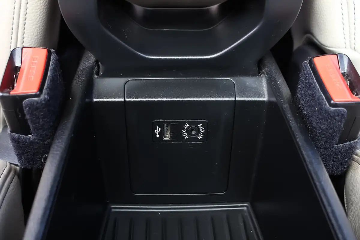 2015-bmw-2-series-15td-216d-luxury-active-big-35