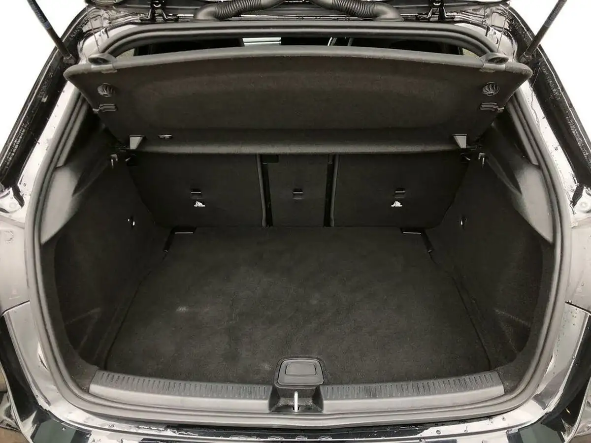 2021-mercedes-benz-a-class-13-a200-amg-line-premium-hatchback-5d-7g-dct-big-10