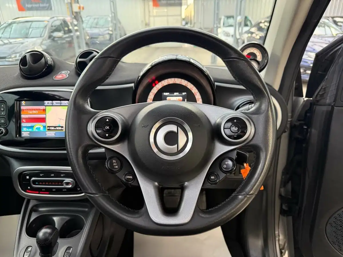 2018-smart-fortwo-09-prime-premium-cabriolet-twinamic-big-30