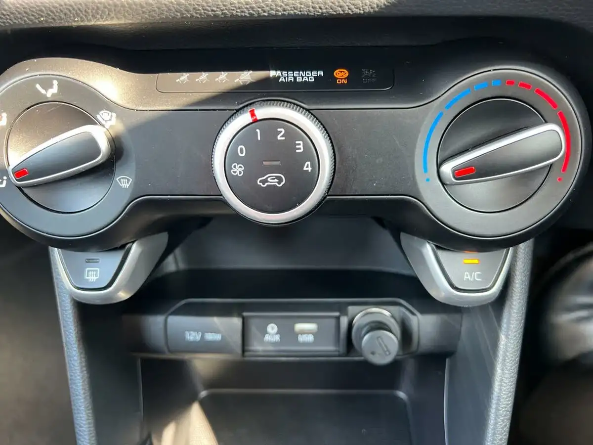 2018-kia-picanto-10-2-66bhp-big-22