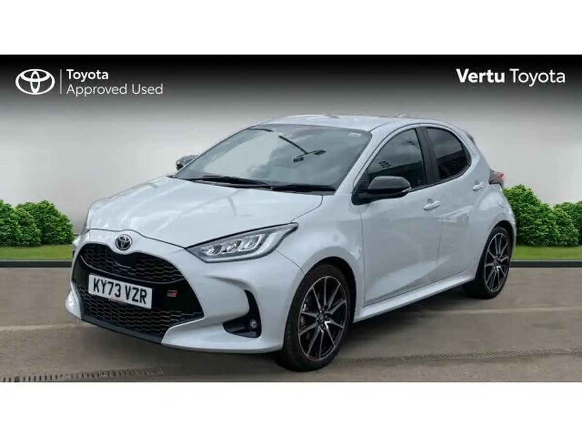 2023-toyota-yaris-15-vvt-i-gr-sport-114bhp-big-2