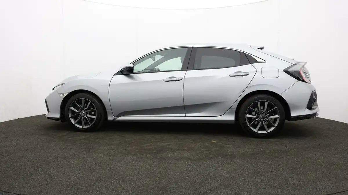 2020-honda-civic-16-i-dtec-ex-ss-hatchback-5d-big-64