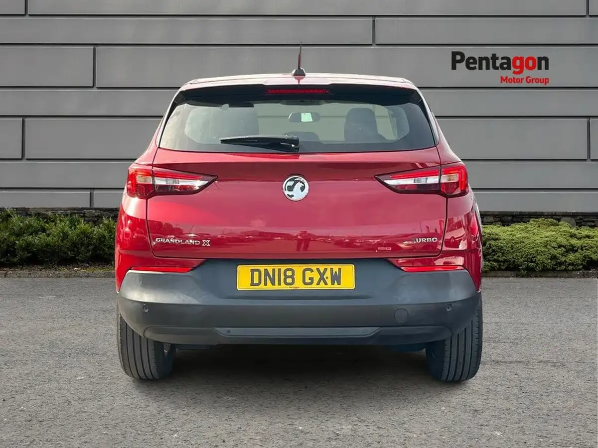 2018-vauxhall-grandland-x-12-se-132ps-auto-big-13