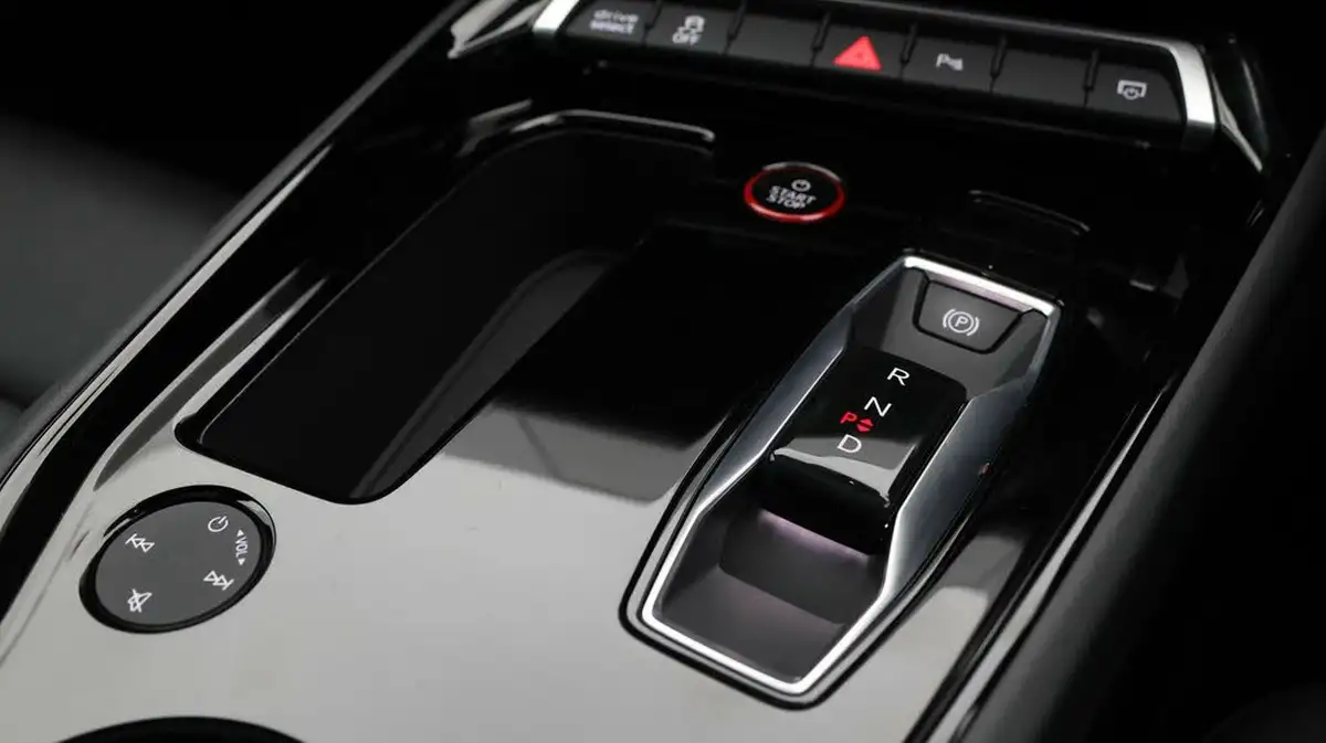 2023-audi-e-tron-gt-e-big-20
