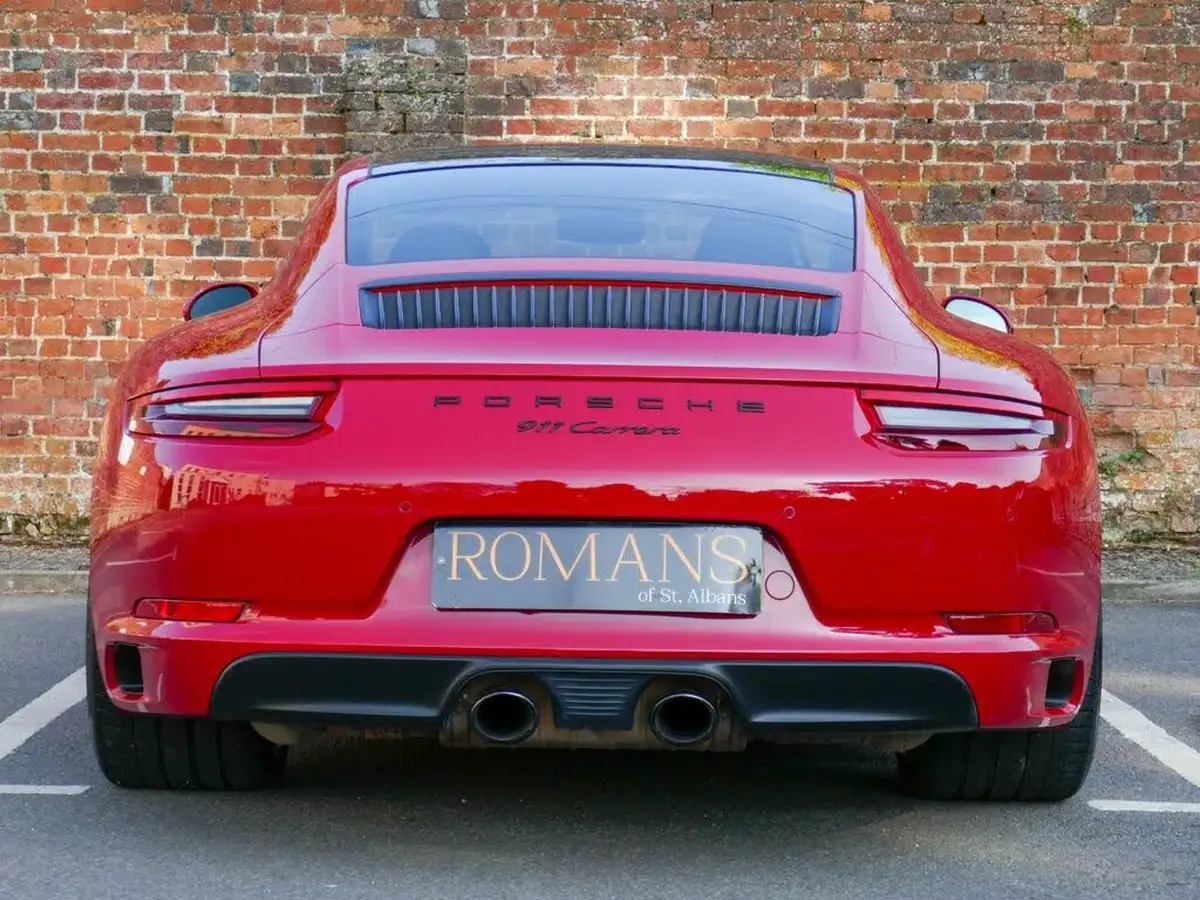 2017-porsche-911-30-carrera-coupe-pdk-big-15