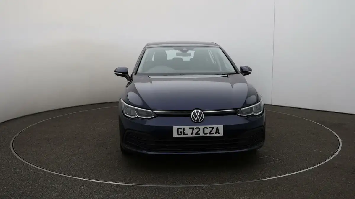 2022-volkswagen-golf-15-tsi-life-130ps-hatchback-big-2