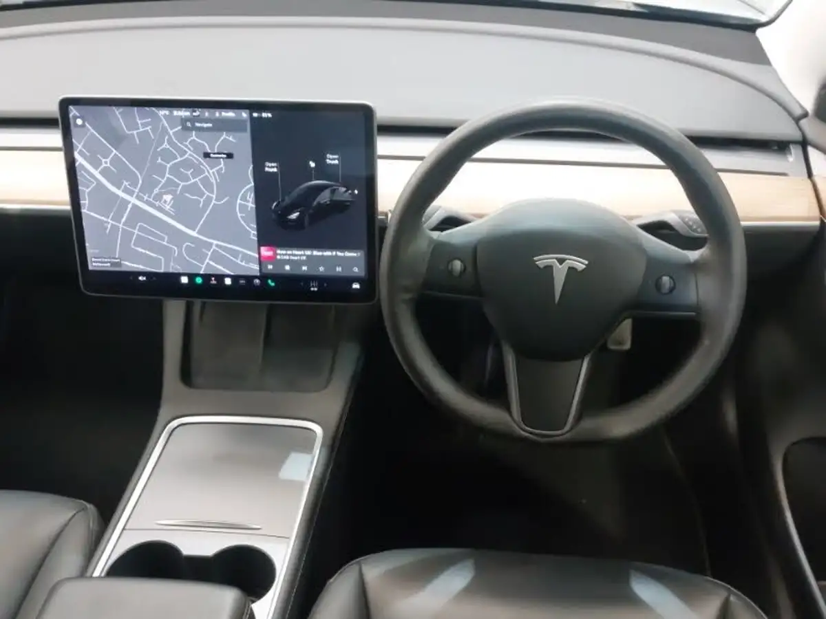 2021-tesla-model-3-e-long-range-4x4-big-6