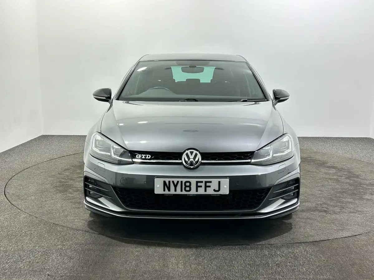 2018-volkswagen-golf-20tdi-gtd-hatchback-5d-big-1