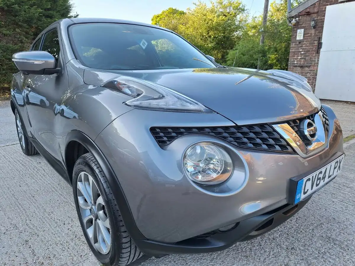 2014-nissan-juke-16-tekna-117ps-1598cc-xtronic-cvt-big-0
