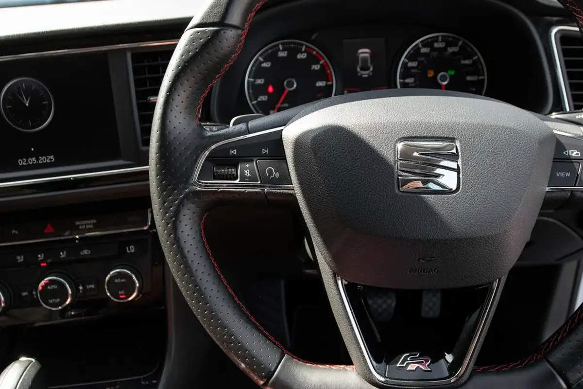 2019-seat-leon-15-tsi-evo-fr-150ps-ss-estate-dsg-big-18
