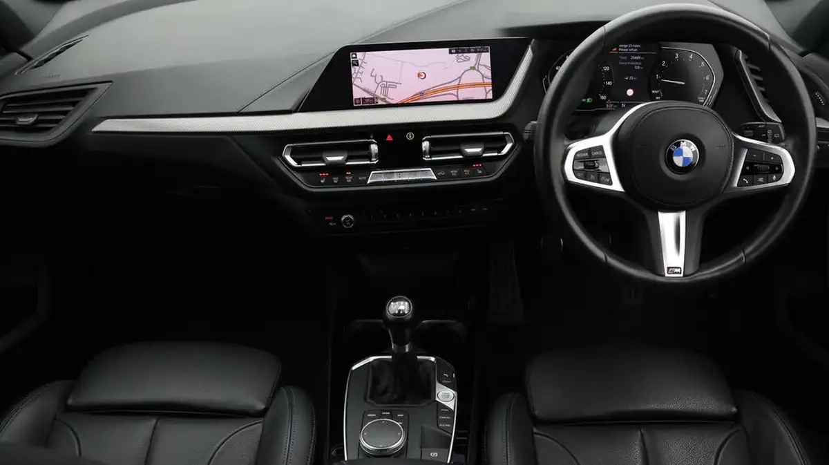 2021-bmw-1-series-15-118i-m-sport-lcp-big-12