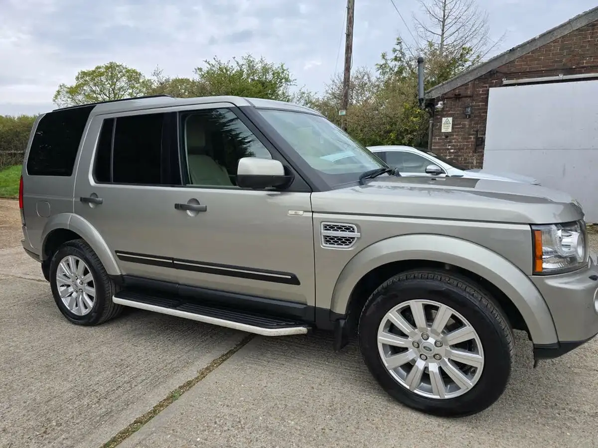 2011-land-rover-discovery-4-30td-hse-255bhp-4x4-auto-big-0