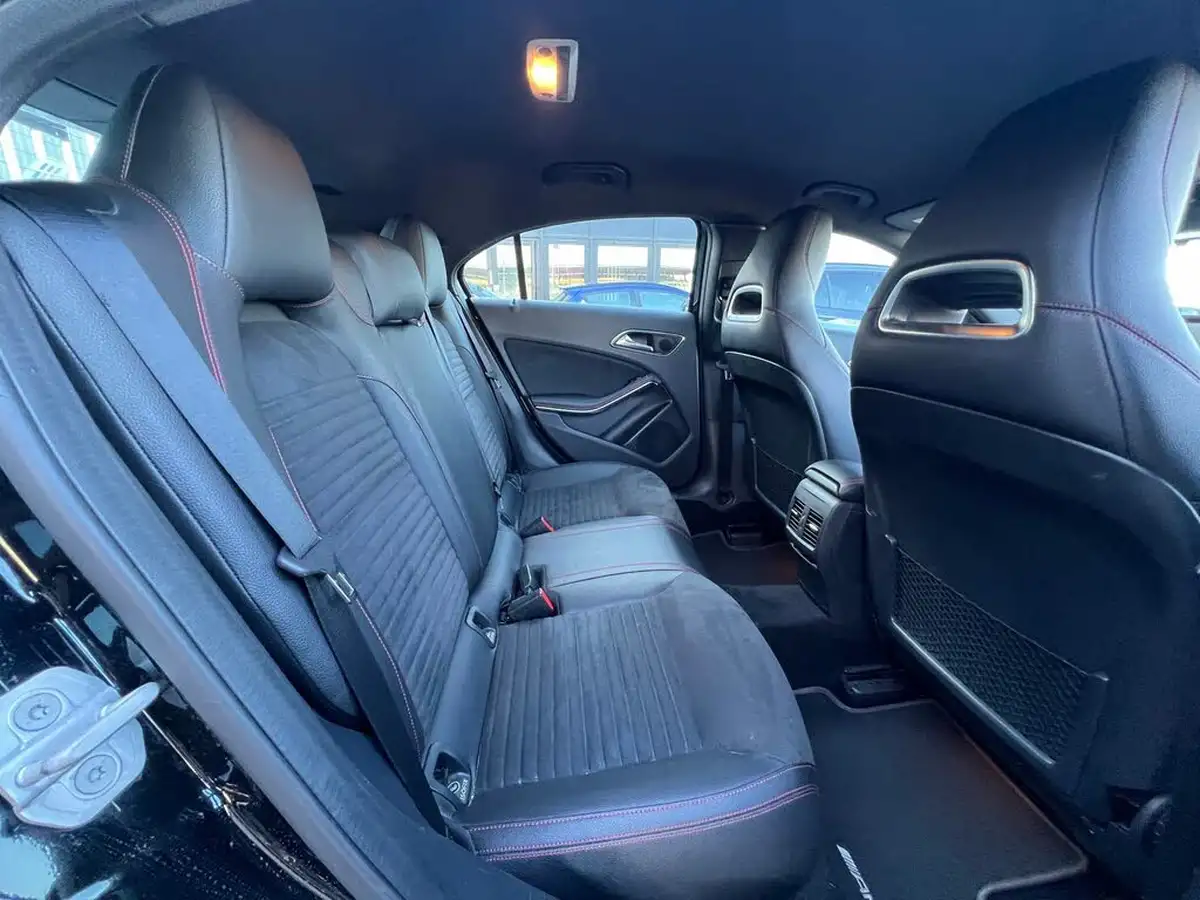 2016-mercedes-benz-a-class-15d-a180d-amg-line-ss-big-17