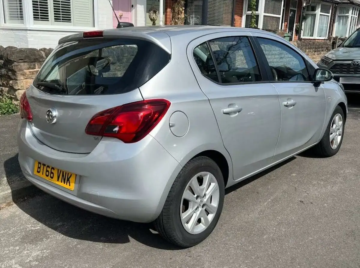 2016-vauxhall-corsa-14i-design-90ps-ac-5d-auto-big-19