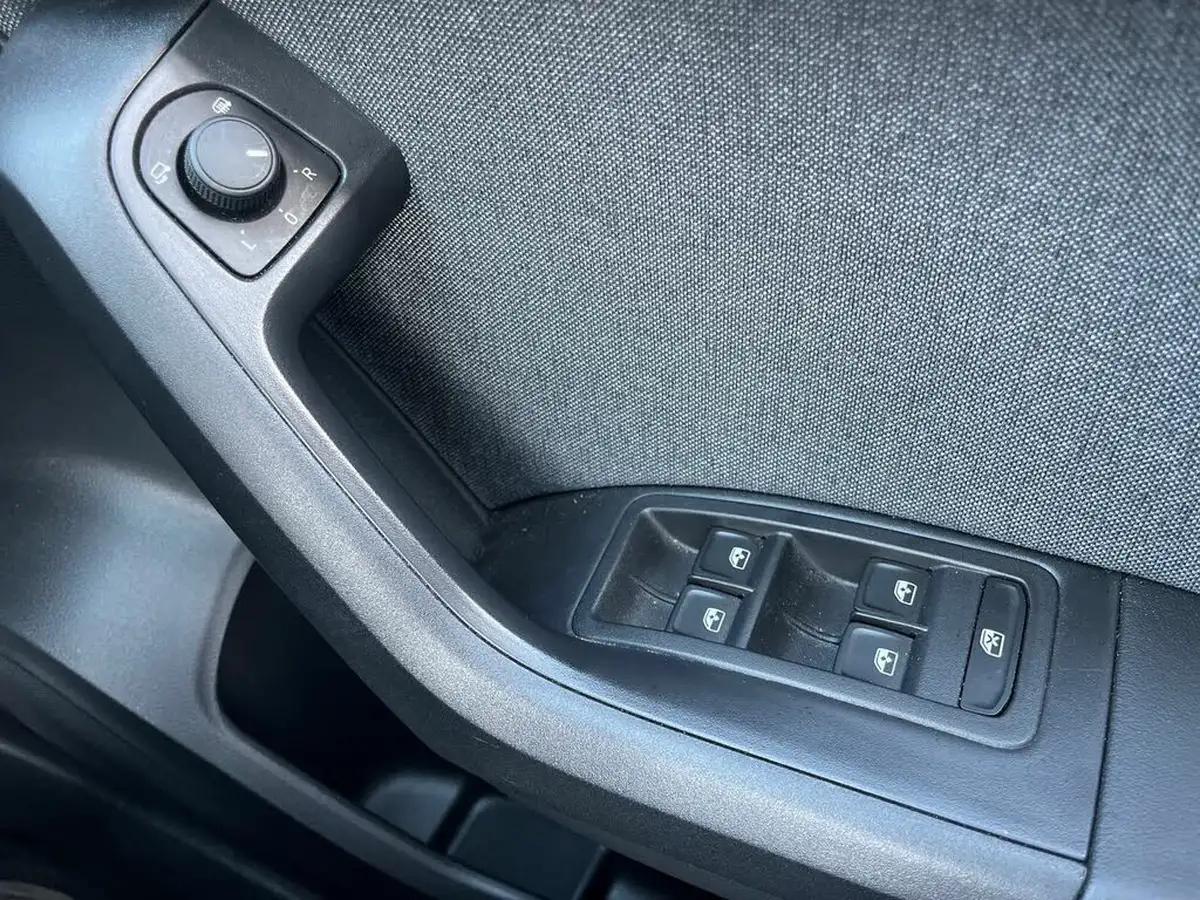2023-seat-ateca-15-ecotsi-se-technology-big-28