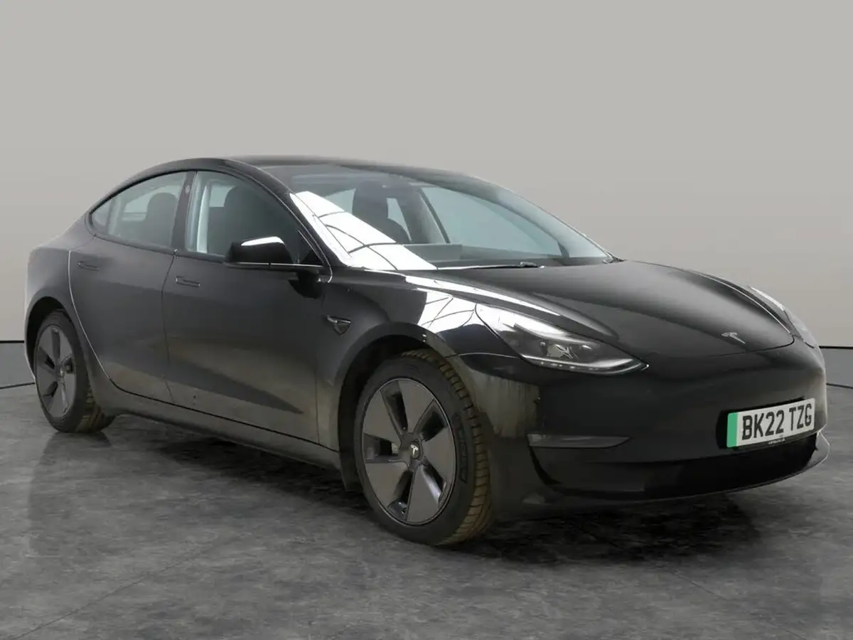 2022-tesla-model-3-e-long-range-big-9