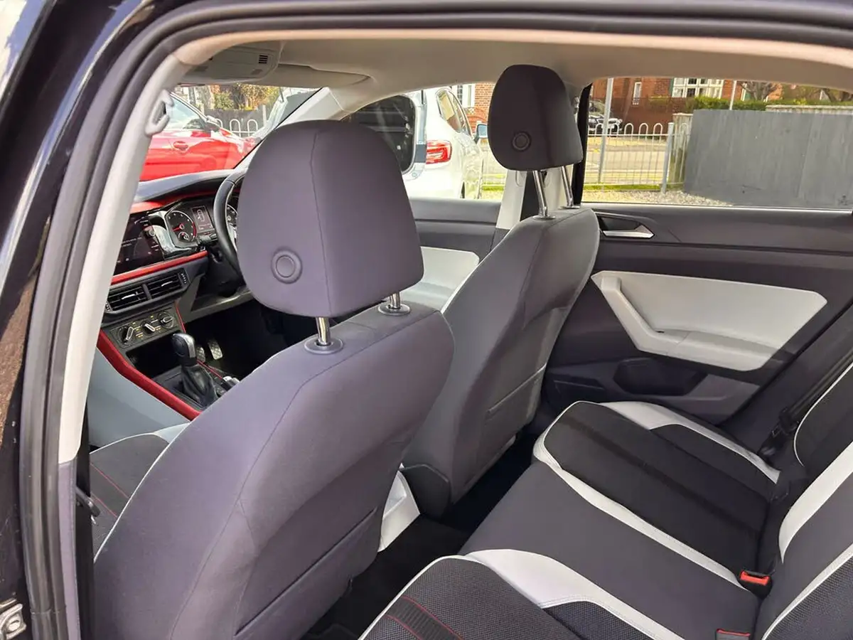 2020-volkswagen-polo-10-tsi-beats-dsg-big-15