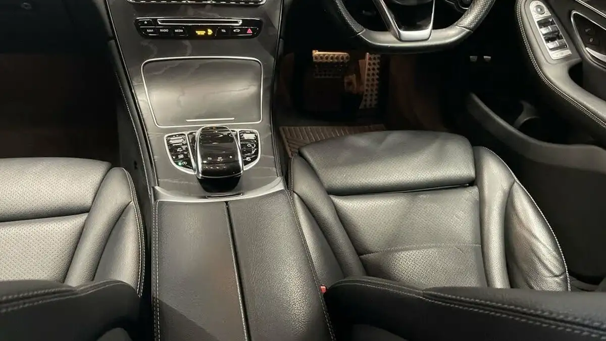 2016-mercedes-benz-glc-class-21d-glc250d-amg-line-ss-station-wagon-big-14