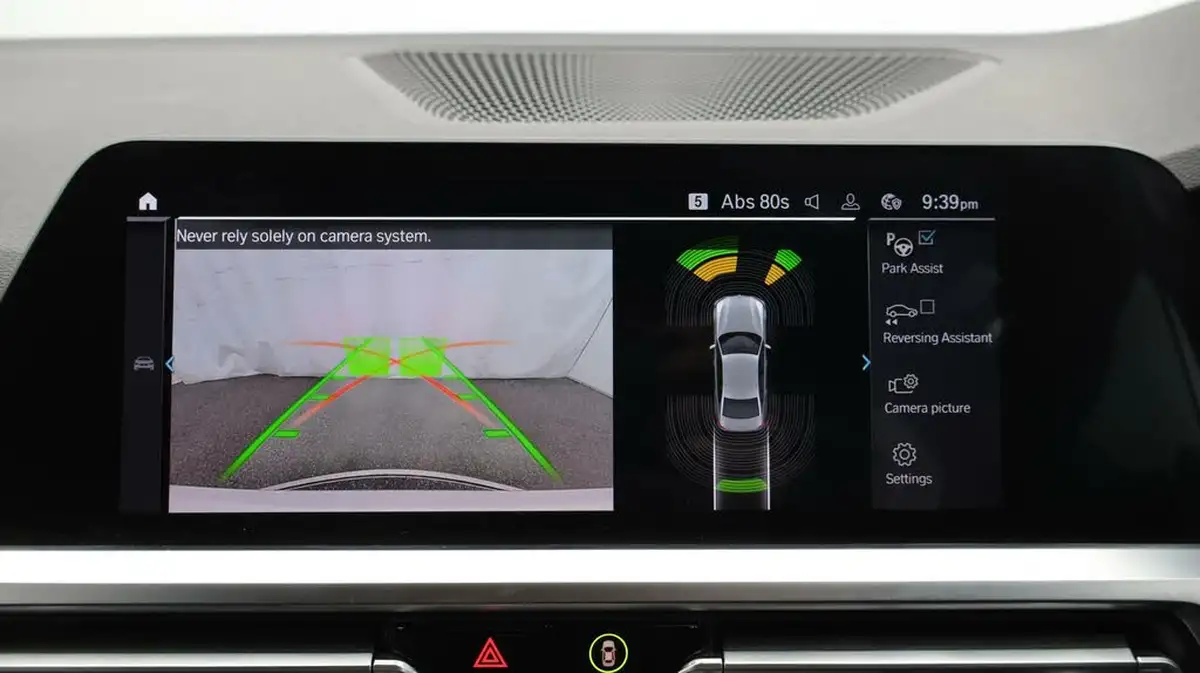 2020-bmw-3-series-20-330e-m-sport-saloon-4d-big-25
