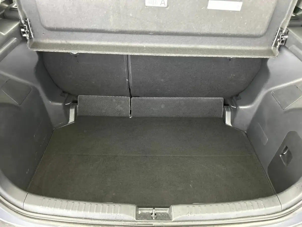 2022-toyota-yaris-15-vvt-i-icon-big-13
