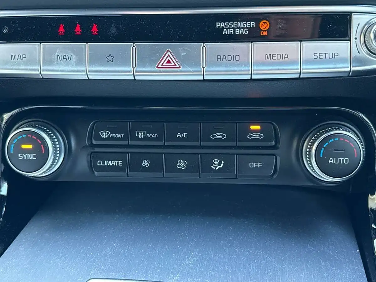 2022-kia-stinger-33-t-gdi-gt-s-big-26