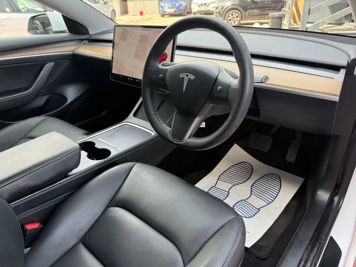 2021-tesla-model-3-e-long-range-4x4-big-29