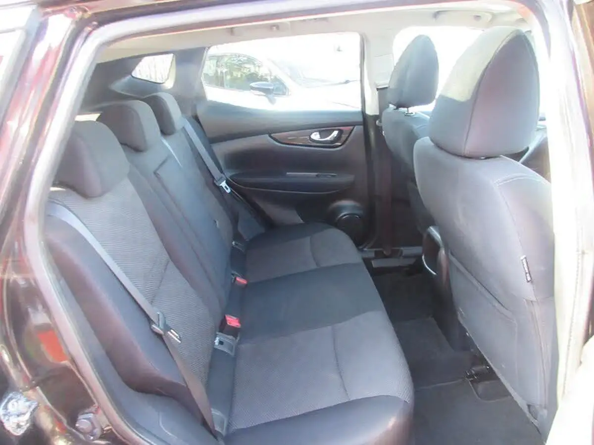 2016-nissan-qashqai-12-dig-t-n-connecta-big-20