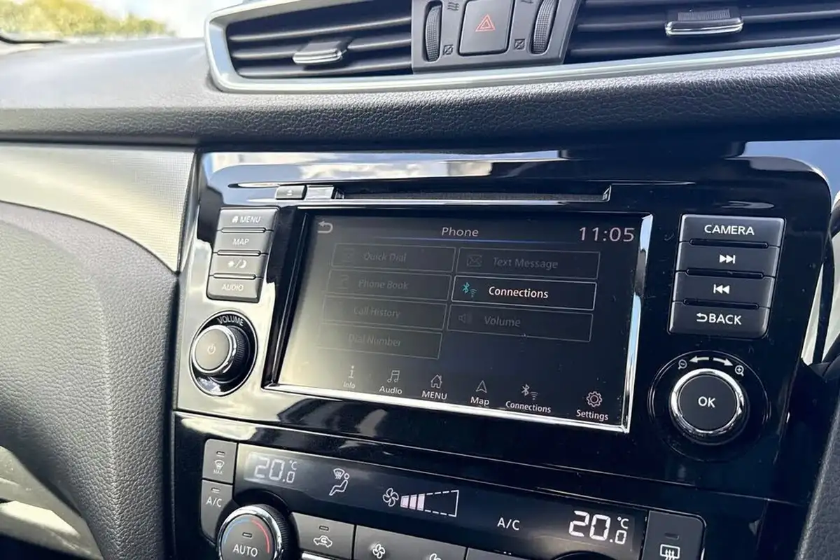 2021-nissan-qashqai-13-dig-t-n-motion-140ps-big-47