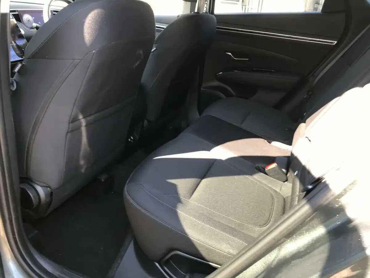 2023-hyundai-tucson-16-t-gdi-premium-150ps-big-10