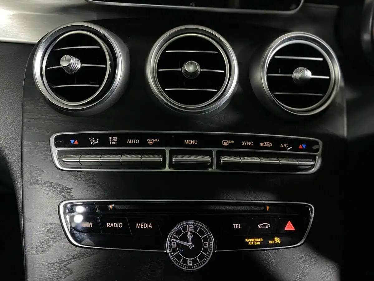 2018-mercedes-benz-c-class-21d-c220d-amg-line-premiumss-coupe-2d-9g-tronic-plus-big-24