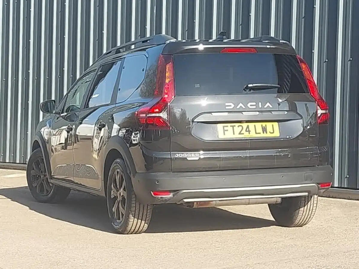 2024-dacia-jogger-16-tce-extreme-big-1
