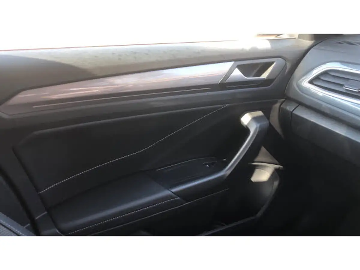 2022-volkswagen-t-roc-10-tsi-style-hatchback-5d-big-21