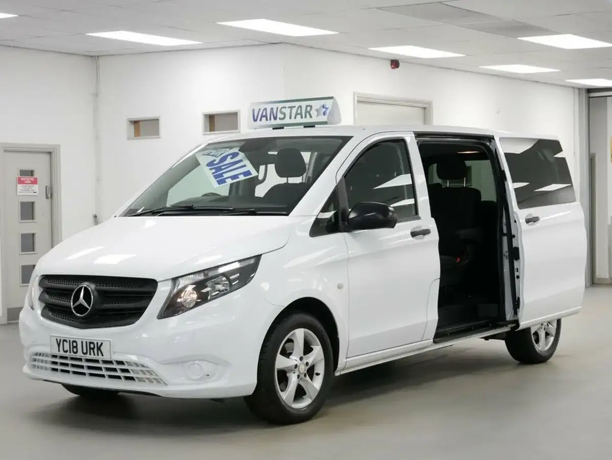 2018-mercedes-benz-vito-21cdi-114-bluetec-crewcab-compact-big-1