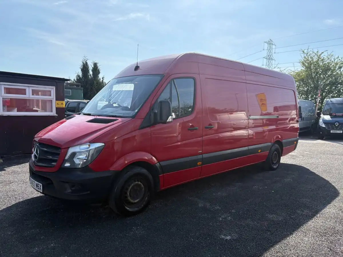 2017-mercedes-benz-sprinter-big-18
