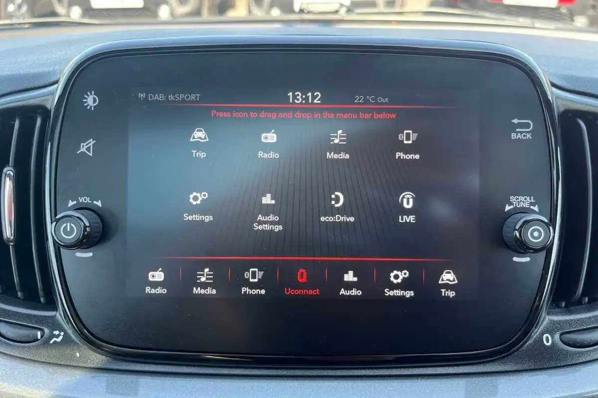 2021-fiat-500-10-lounge-big-17
