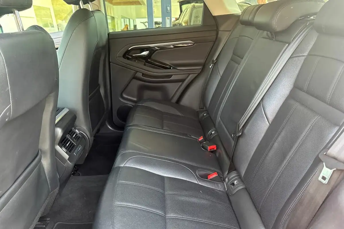 2019-land-rover-range-rover-evoque-20-d180-s-big-16
